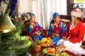 Aranyos, bensőséges Karácsony kis mongol angyalokkal (mongol nyelven)